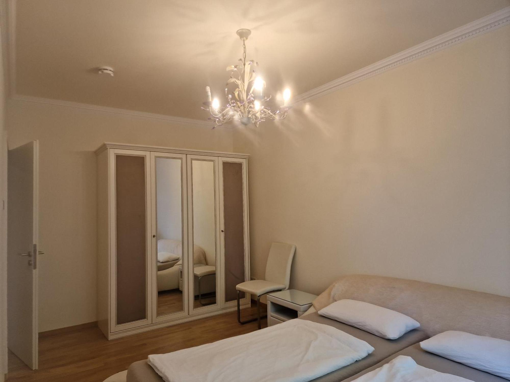 Sewer Apartment Баден-Баден Екстериор снимка