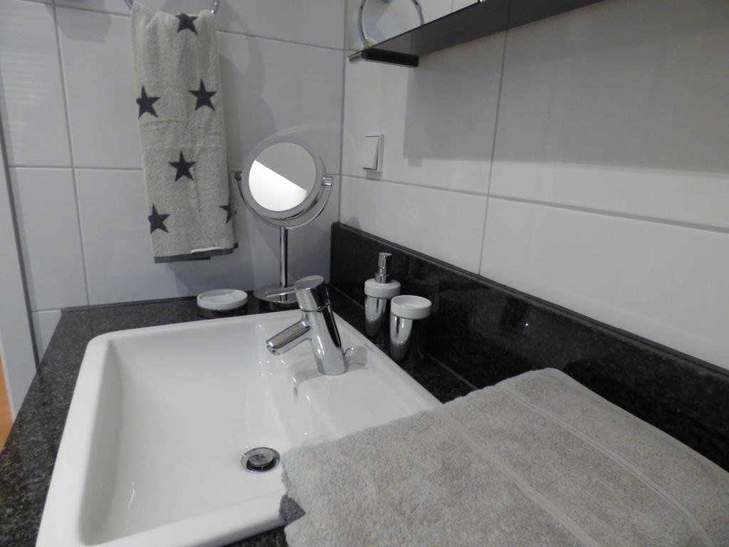 Sewer Apartment Баден-Баден Екстериор снимка